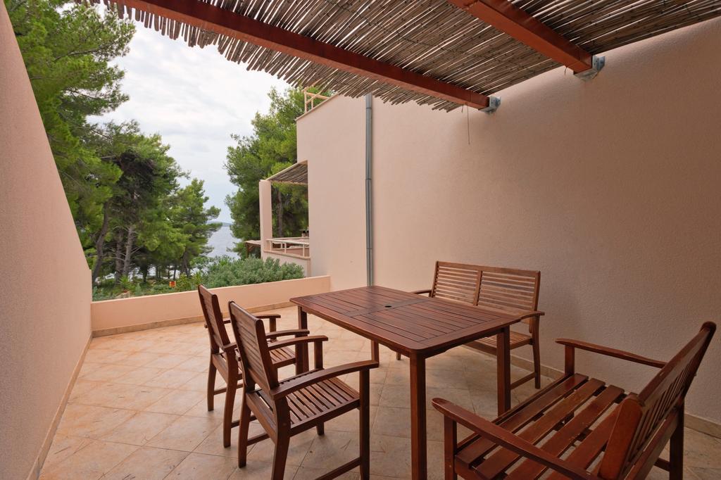 Apartments Nautic Zavala Dış mekan fotoğraf