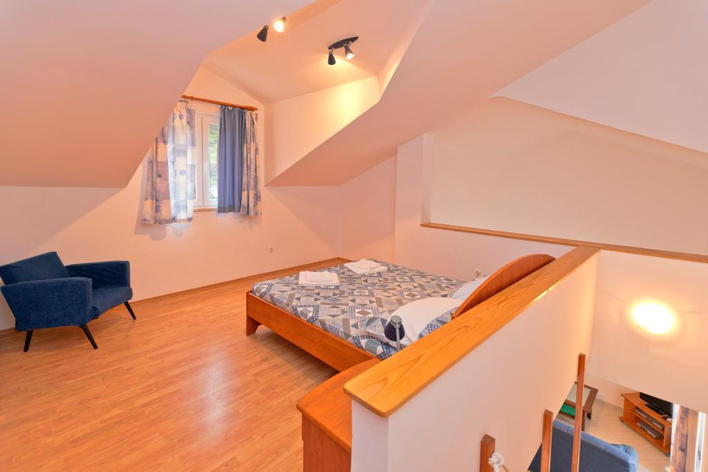 Apartments Nautic Zavala Dış mekan fotoğraf