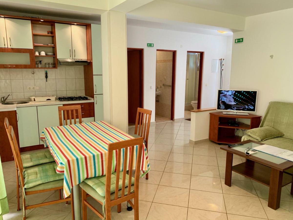 Apartments Nautic Zavala Dış mekan fotoğraf