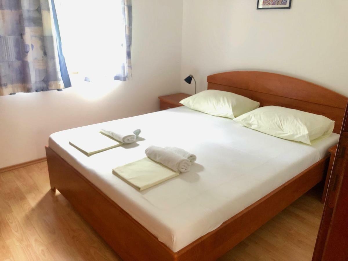Apartments Nautic Zavala Dış mekan fotoğraf