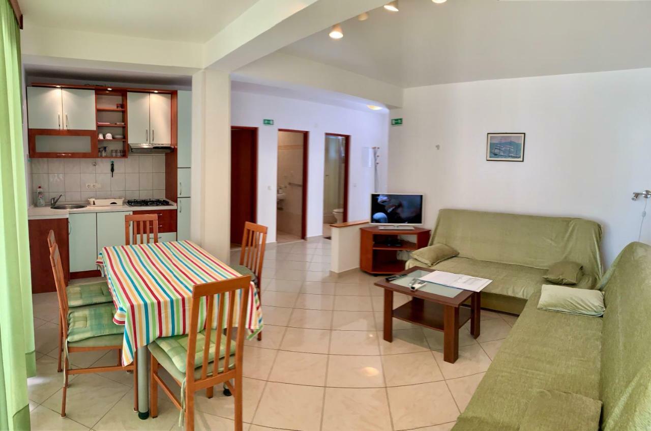 Apartments Nautic Zavala Dış mekan fotoğraf