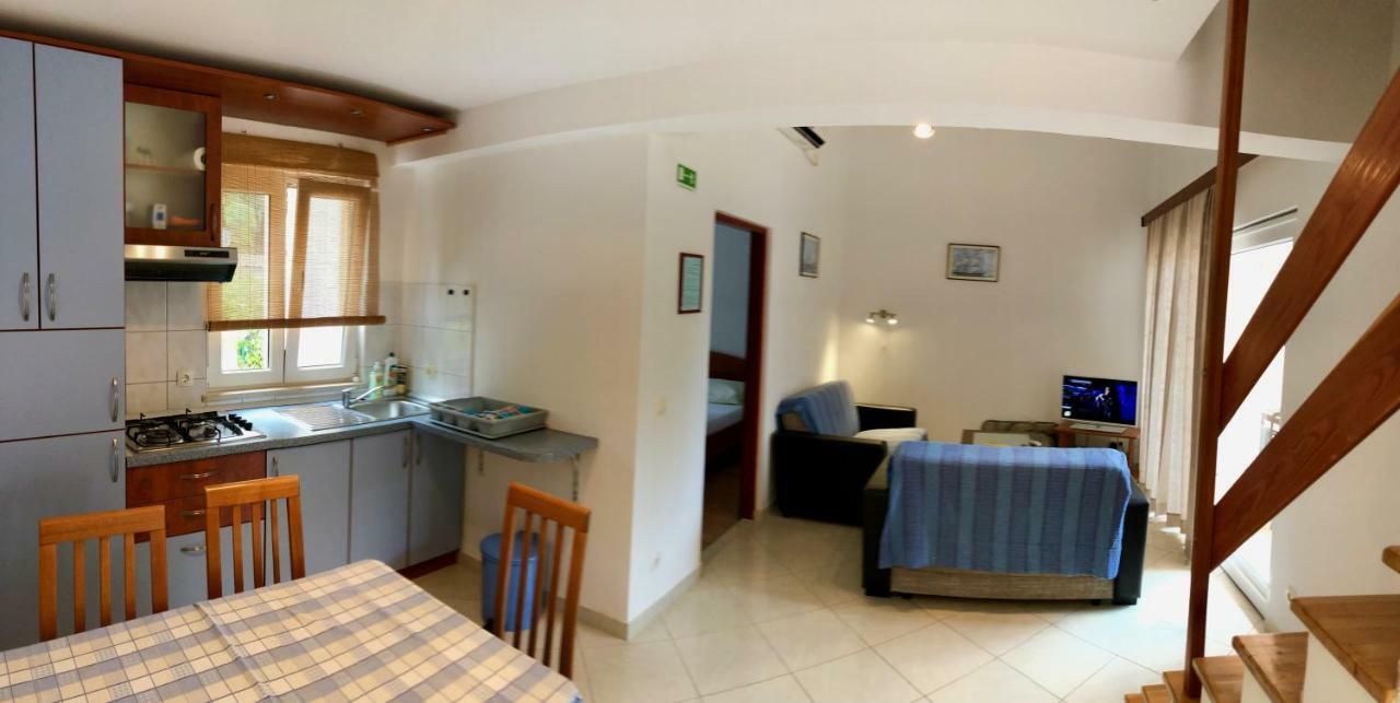 Apartments Nautic Zavala Dış mekan fotoğraf